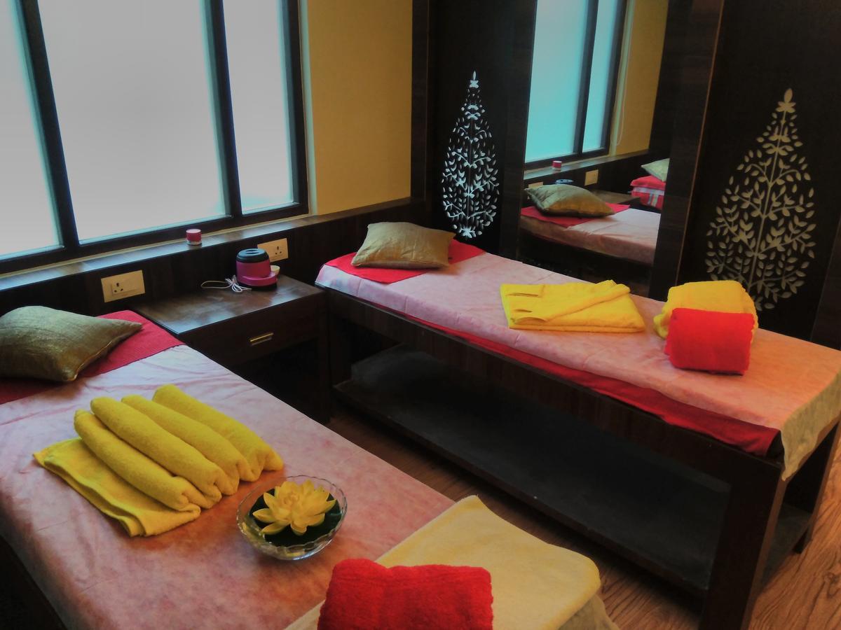 Maplewood Hotel & Spa Гангток Экстерьер фото